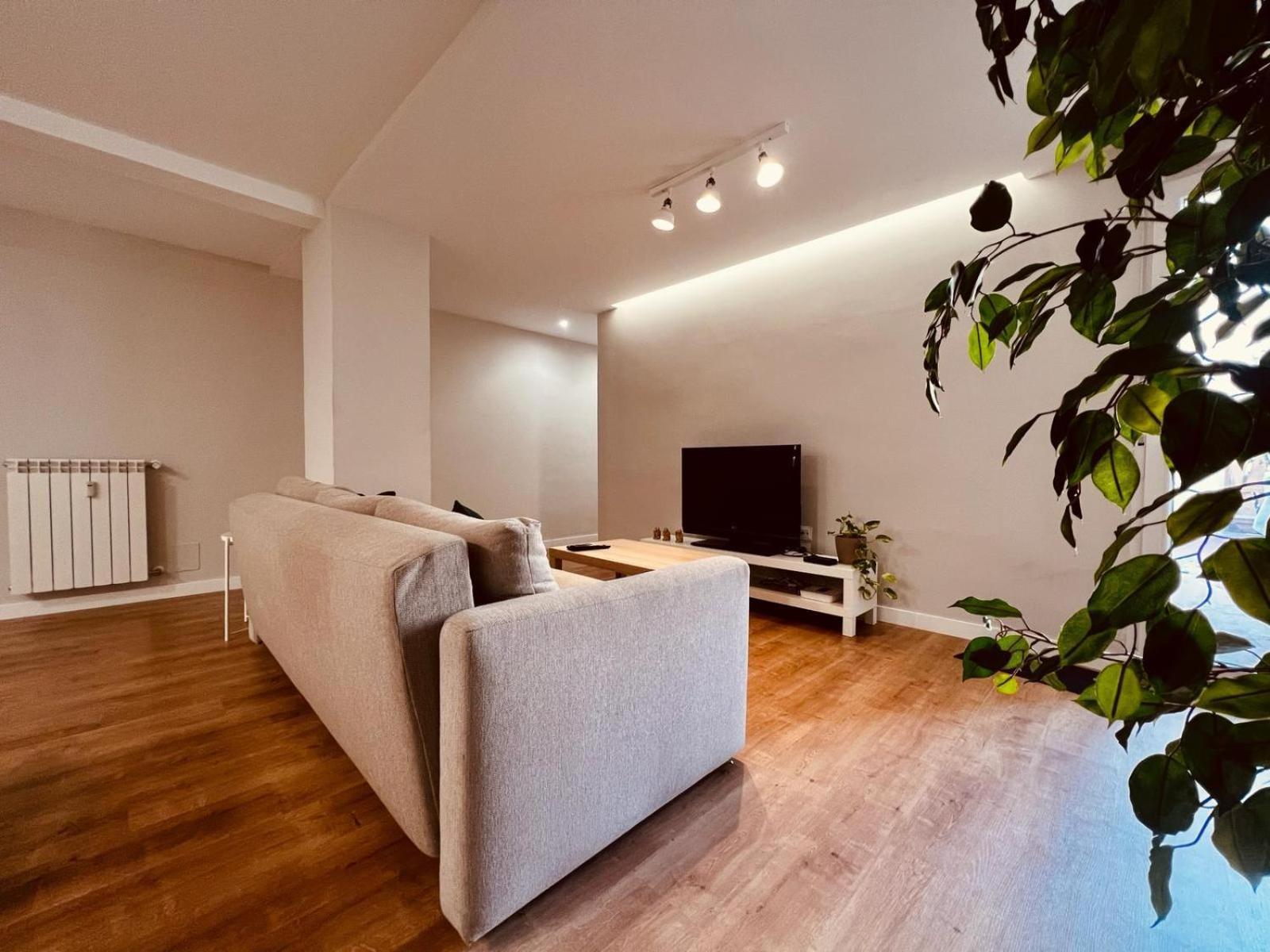 Piso Reformado,Centrico,Tranquilo Y Con Wifi Vut 09-398 Daire Burgo Dış mekan fotoğraf